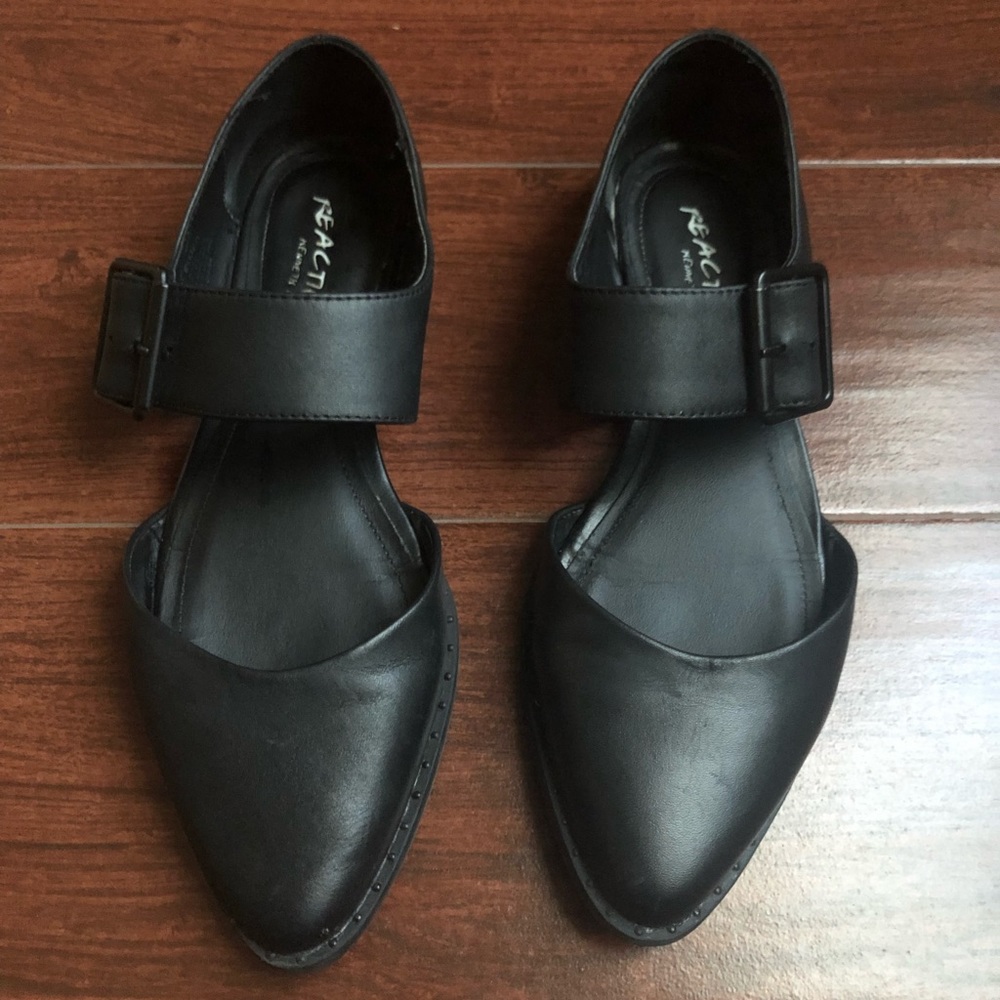 Kenneth Cole Mary Jane Flats Sz 8.5 Reaction